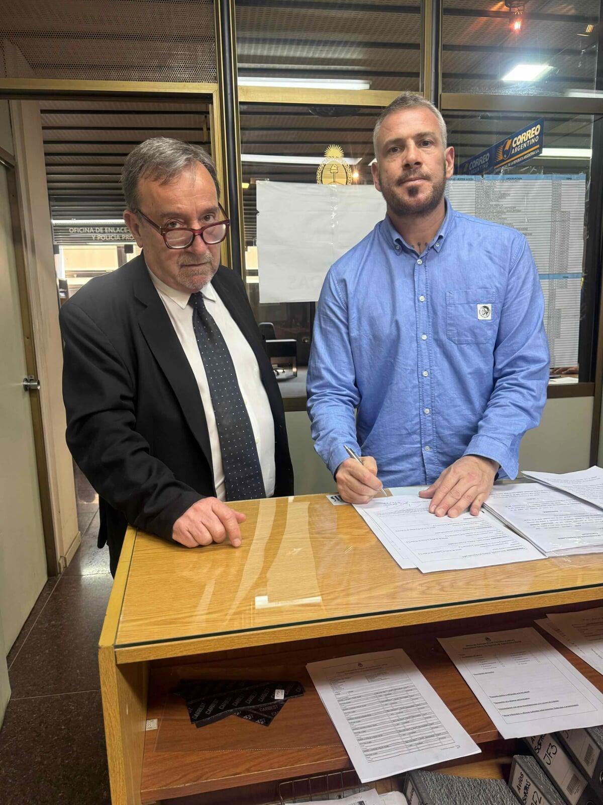 Juan Rousselot presentó en la Justicia Federal de Córdoba una denuncia penal contra los integrantes de la Lista Marrón